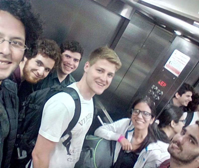 Viernes 18/10. Charlas Space Apps. Algunos miembros del grupo: Space Pirates