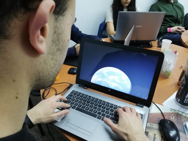 Por qué le decimos planeta ?